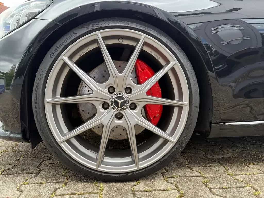 Mercedes-Benz C 300 T  Avantgarde *AHK*LED*20"*Kamera* 12/2018-photo-4
