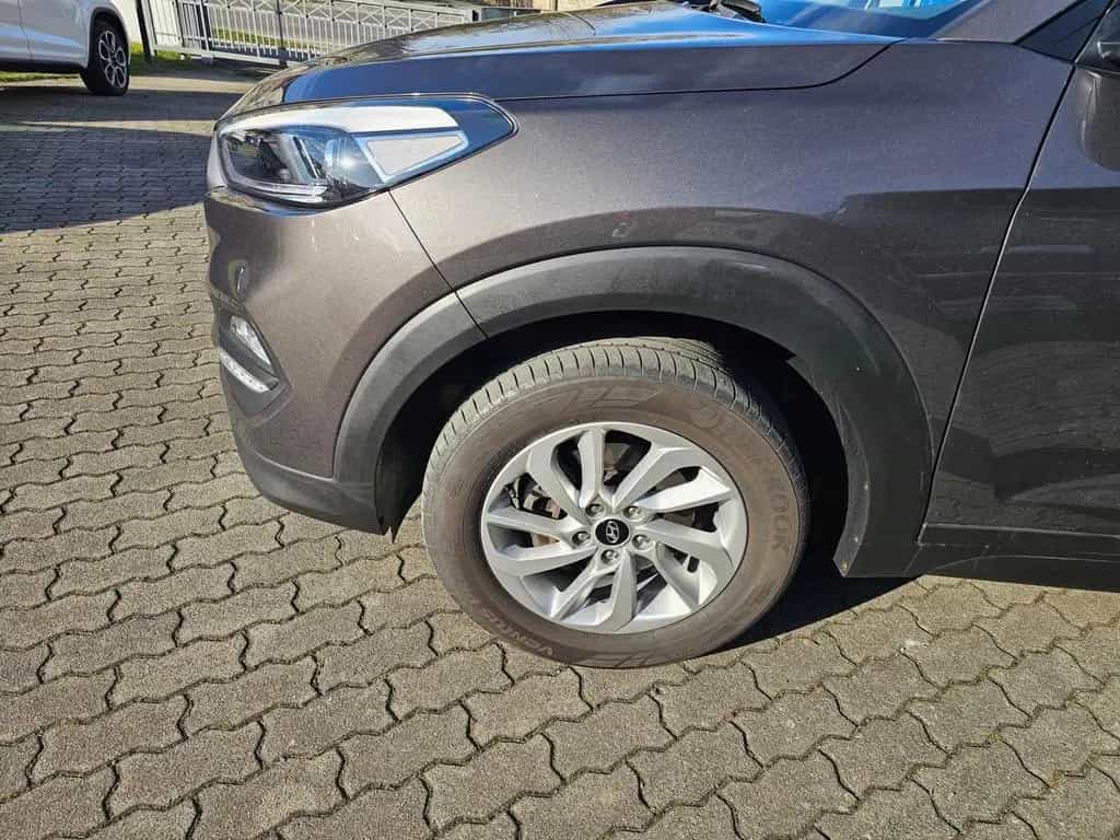 Hyundai TUCSON blue 1.6 GDi 2WD Trend+NAVI+AHK+2.HAND+ 05/2016-photo-5