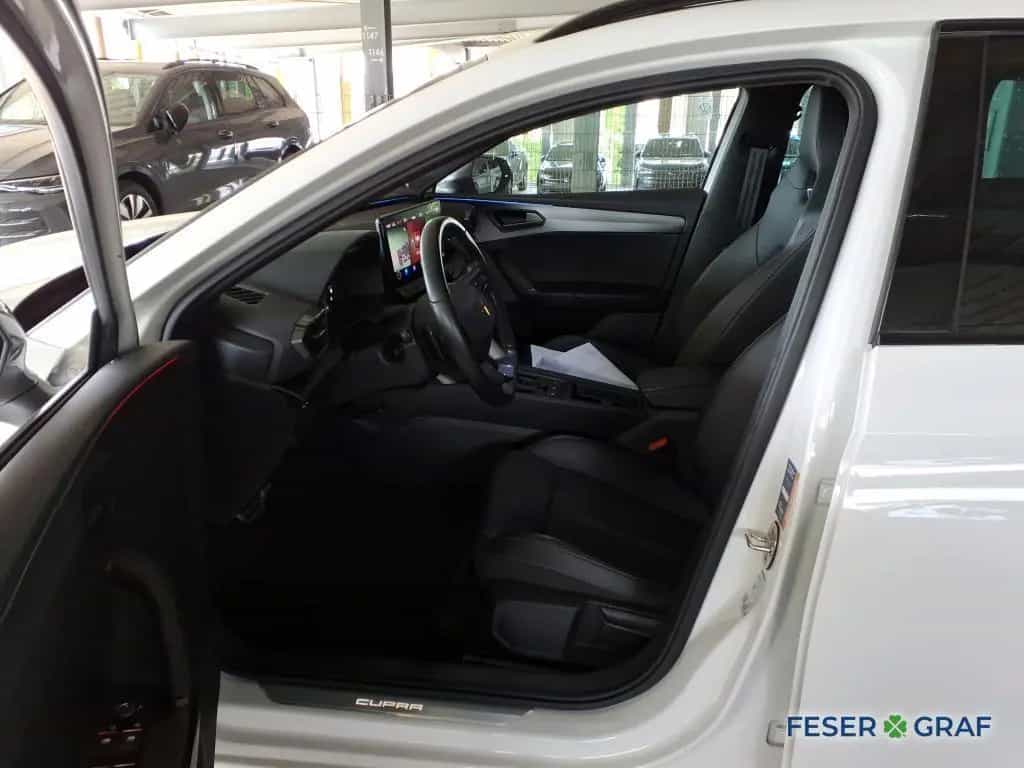 Cupra Leon Sportstourer VZ 2.0 TSI PANO,AHK,ACC,BEATS 04/2023-photo-2