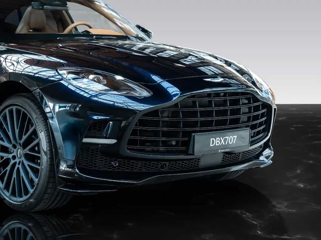 Aston Martin DBX 707 MY26 | Heated Steering | Q - Leather 11/2025-photo-10
