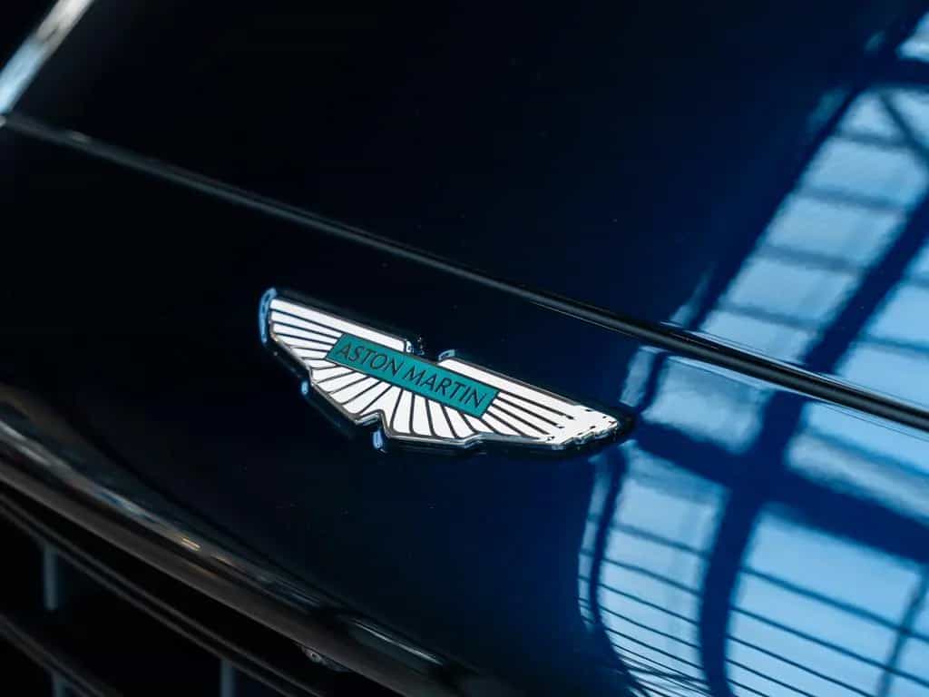 Aston Martin DBX 707 MY26 | Heated Steering | Q - Leather 11/2025-photo-16