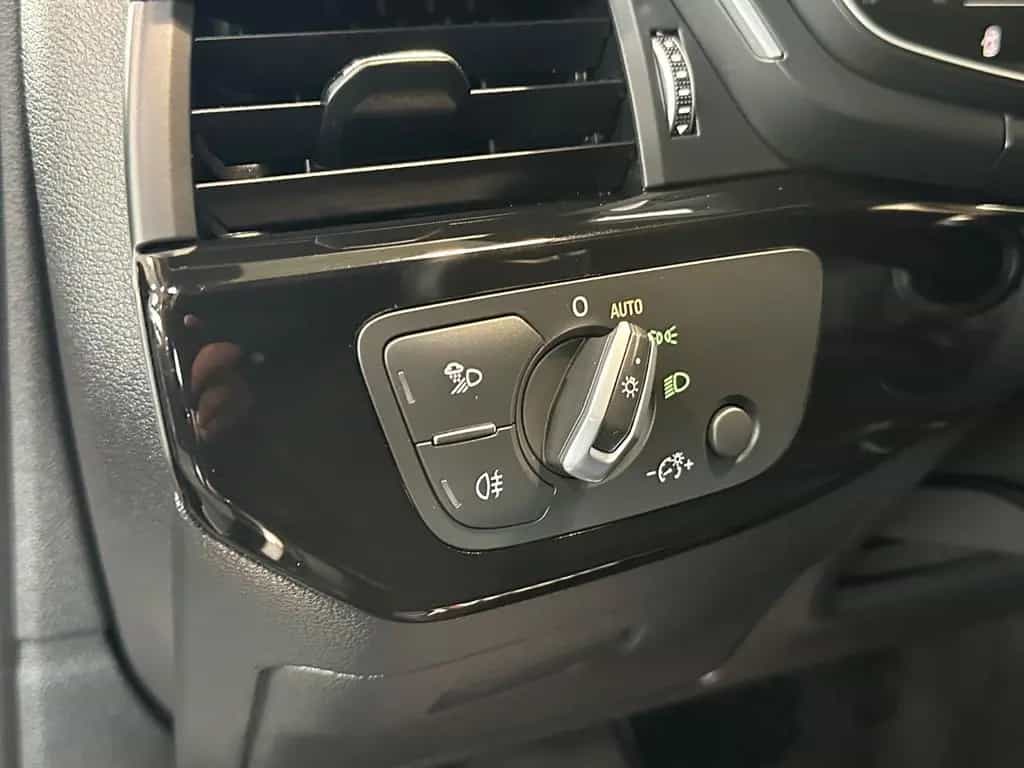Audi A4 40 TDI S tronic Sport Avant 1.HA/VIRT. COC/LM 02/2022-photo-18
