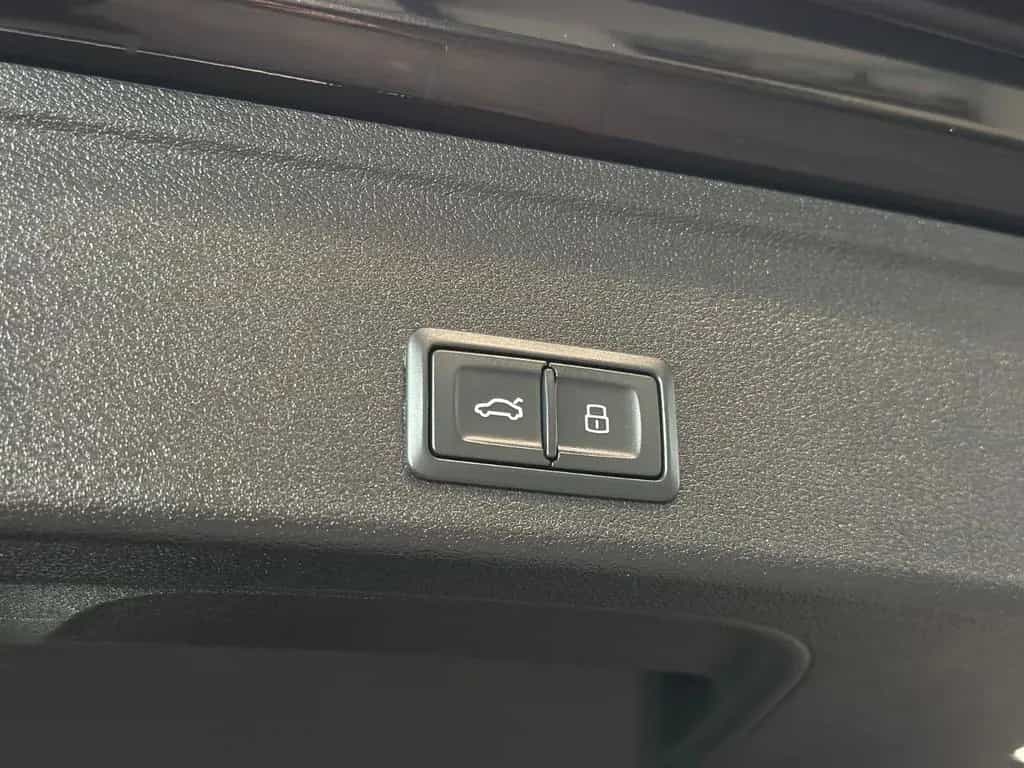 Audi A4 40 TDI S tronic Sport Avant 1.HA/VIRT. COC/LM 02/2022-photo-23