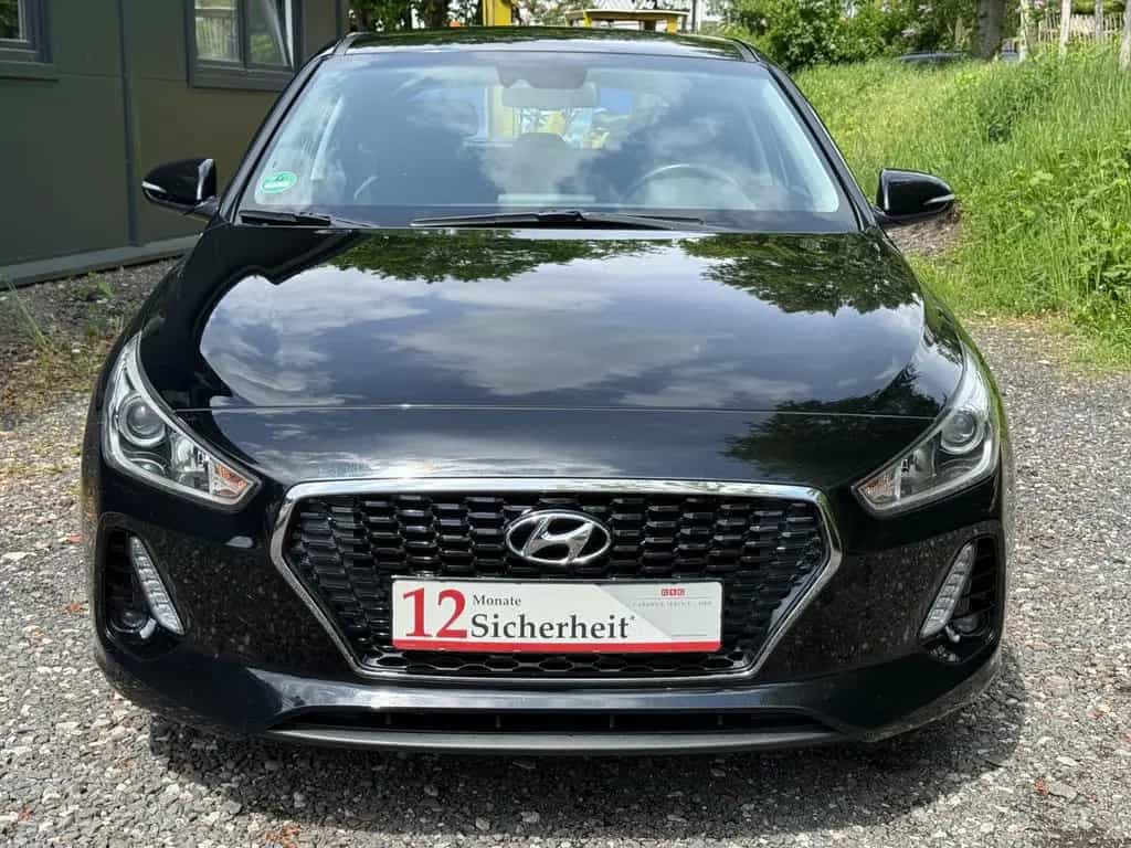 Hyundai i30 Comfort*1,0T*Klima*SHZ*Kamrera*LED* 06/2018-photo-1