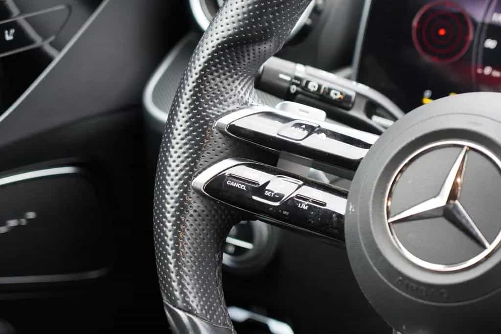 Mercedes-Benz C 180 T AMG Line MIT 2 JAHREN GARANTIE !!! 02/2022-photo-11