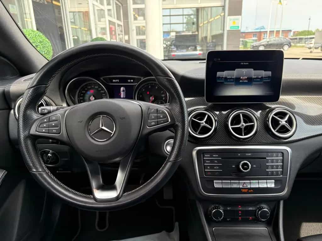 Mercedes-Benz CLA 250 Shooting Brake AMG-Line Kamera PDC Navi 02/2019-photo-14