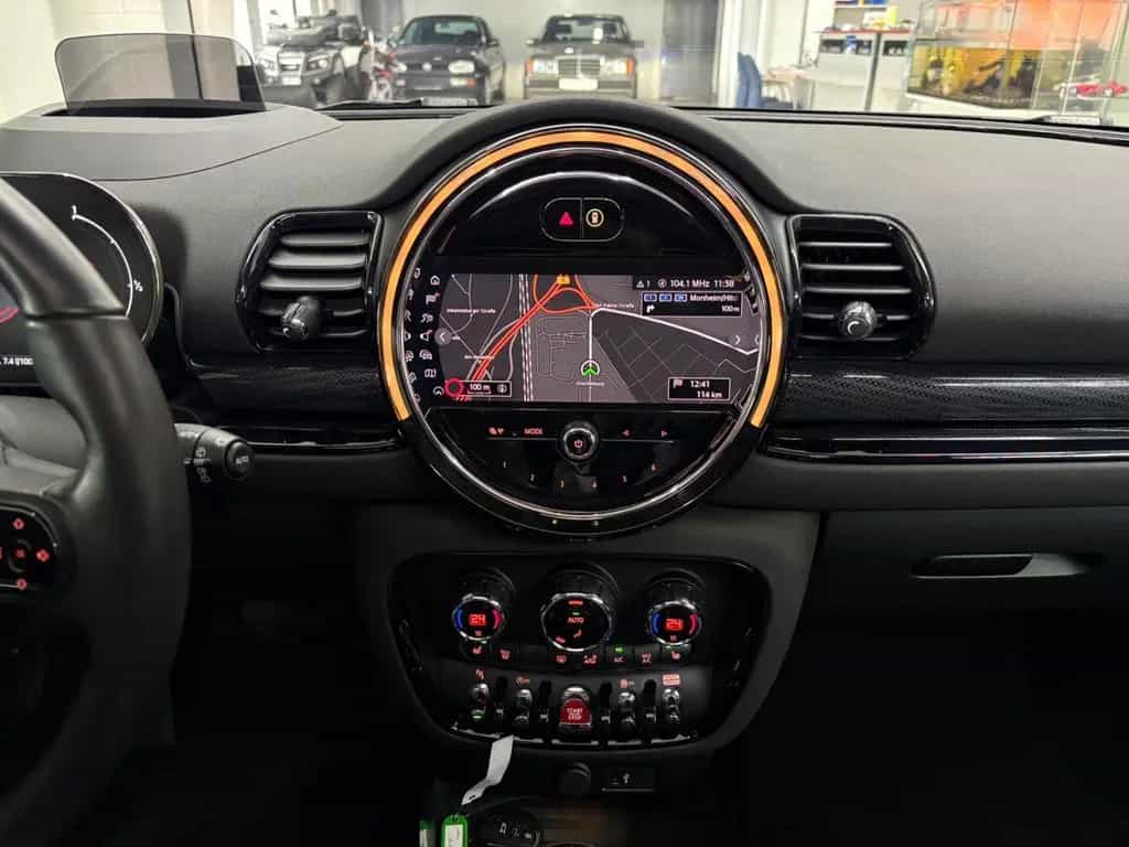 MINI Cooper D Clubman Cooper D ClassicTrim PANORAMA KAMERA LED 09/2021-photo-24