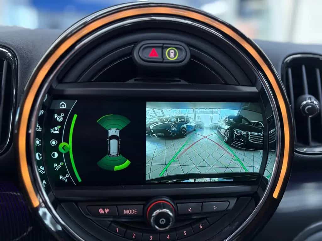 MINI John Cooper Works Countryman John Cooper Works All4 PANO KAMER HUD 06/2018-photo-12