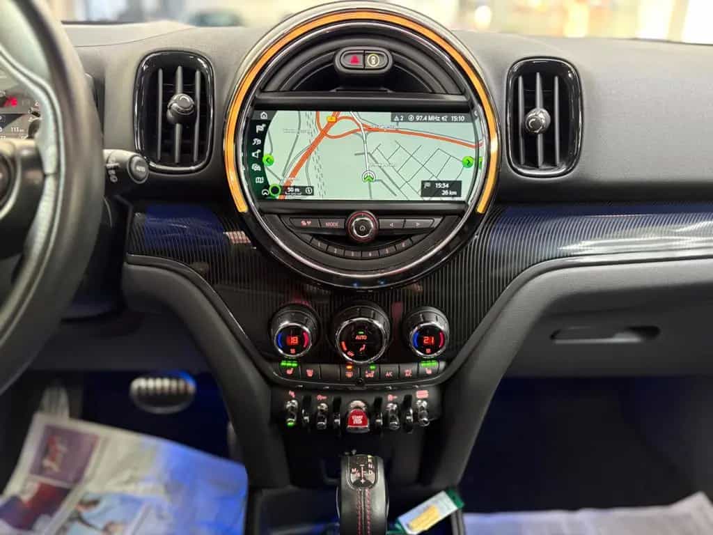 MINI John Cooper Works Countryman John Cooper Works All4 PANO KAMER HUD 06/2018-photo-19