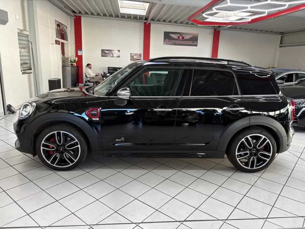 MINI John Cooper Works Countryman John Cooper Works All4 PANO KAMER HUD 06/2018-photo-3
