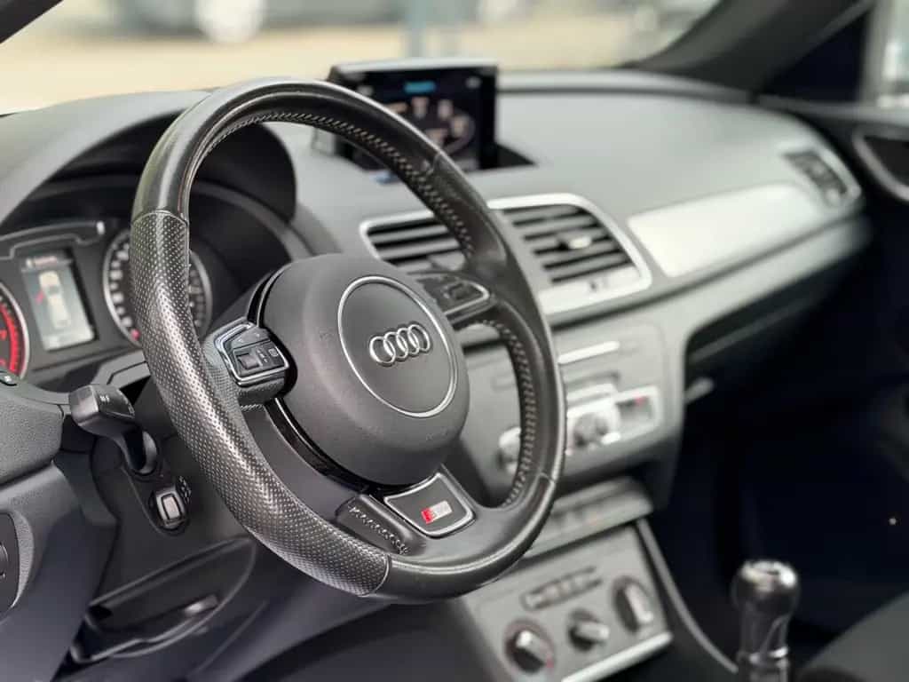 Audi Q3 sport / S line / 12 Monate Garantie 06/2017-photo-14