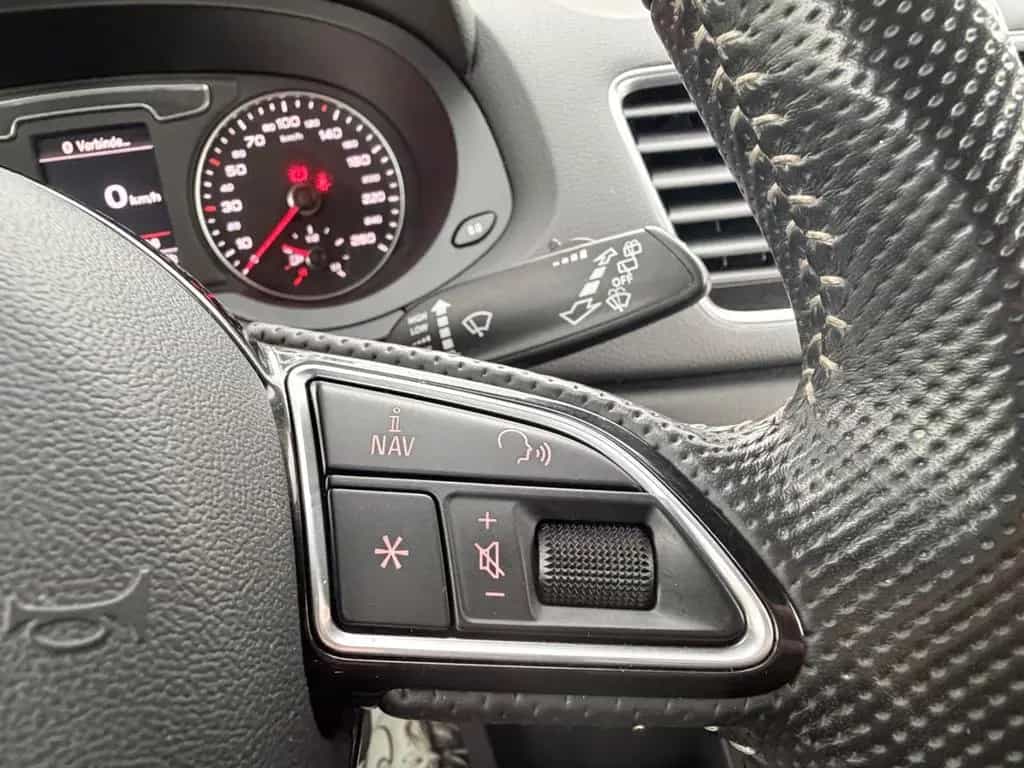 Audi Q3 sport / S line / 12 Monate Garantie 06/2017-photo-33