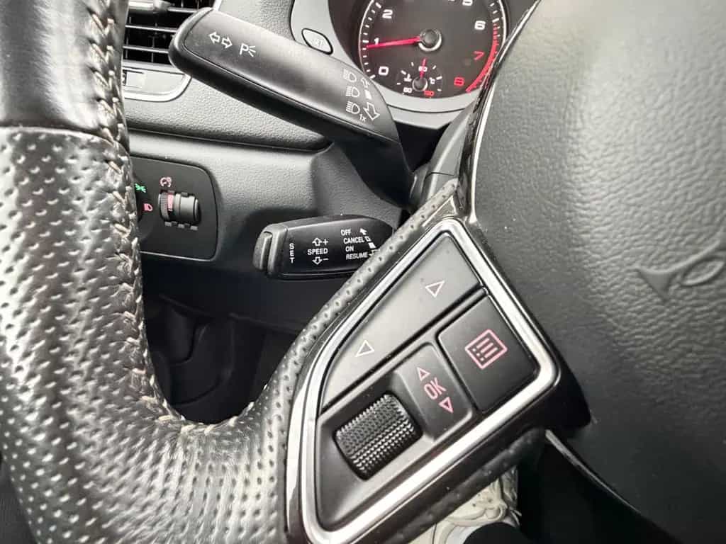 Audi Q3 sport / S line / 12 Monate Garantie 06/2017-photo-34