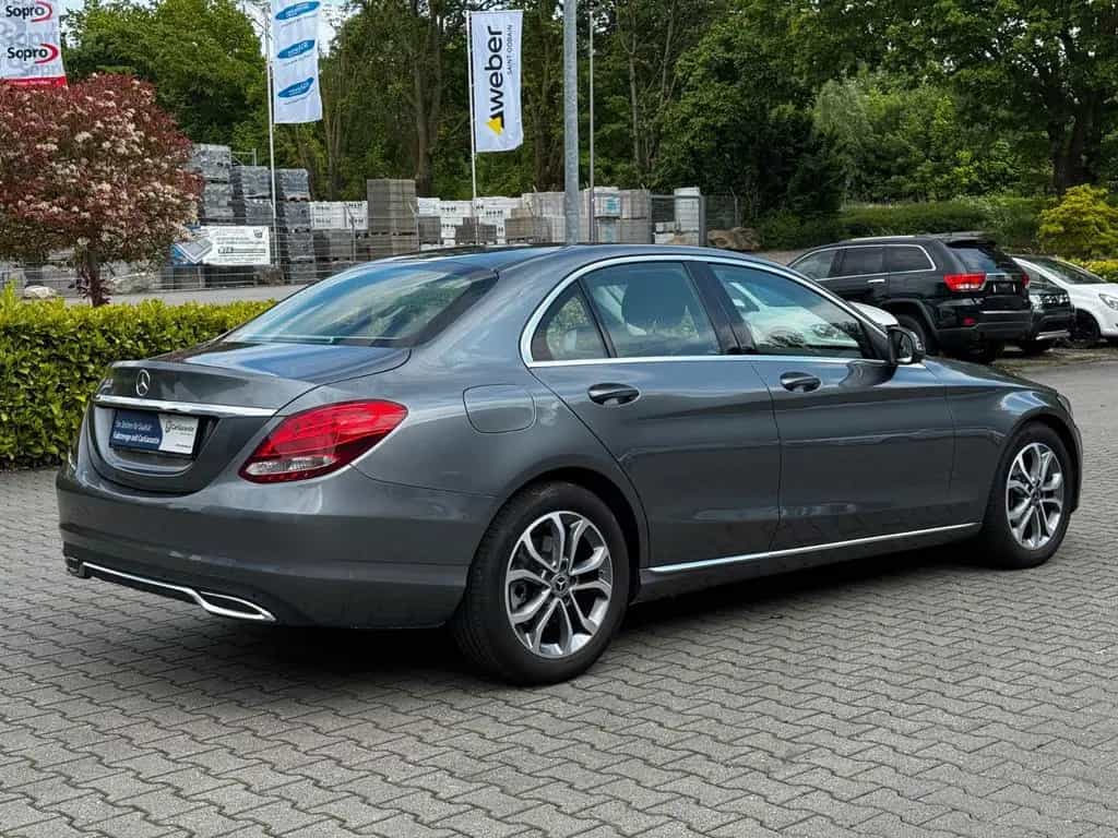 Mercedes-Benz C-Class 180 CGI*Avantgarde*Limousine Garantie*1 Hand* 06/2018-photo-11