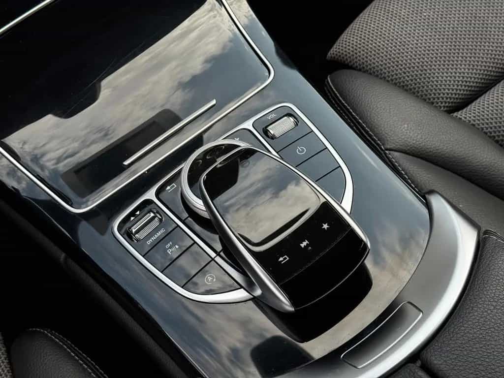 Mercedes-Benz C-Class 180 CGI*Avantgarde*Limousine Garantie*1 Hand* 06/2018-photo-22