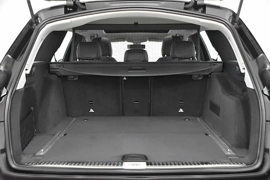 Mercedes-Benz E-Class D T AVANTGARDE *FINANZIERUNG MÖGLICH* 01/2017-photo-29