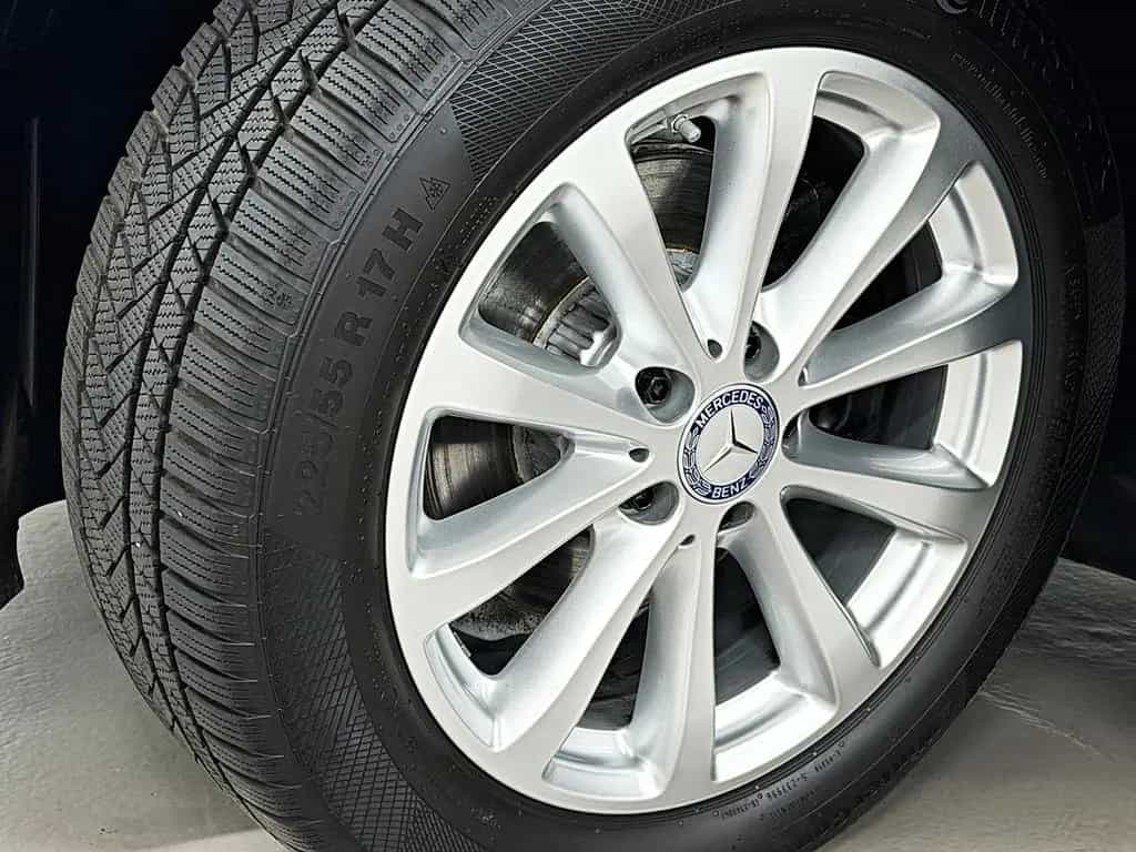 Mercedes-Benz E-Class D T AVANTGARDE *FINANZIERUNG MÖGLICH* 01/2017-photo-34
