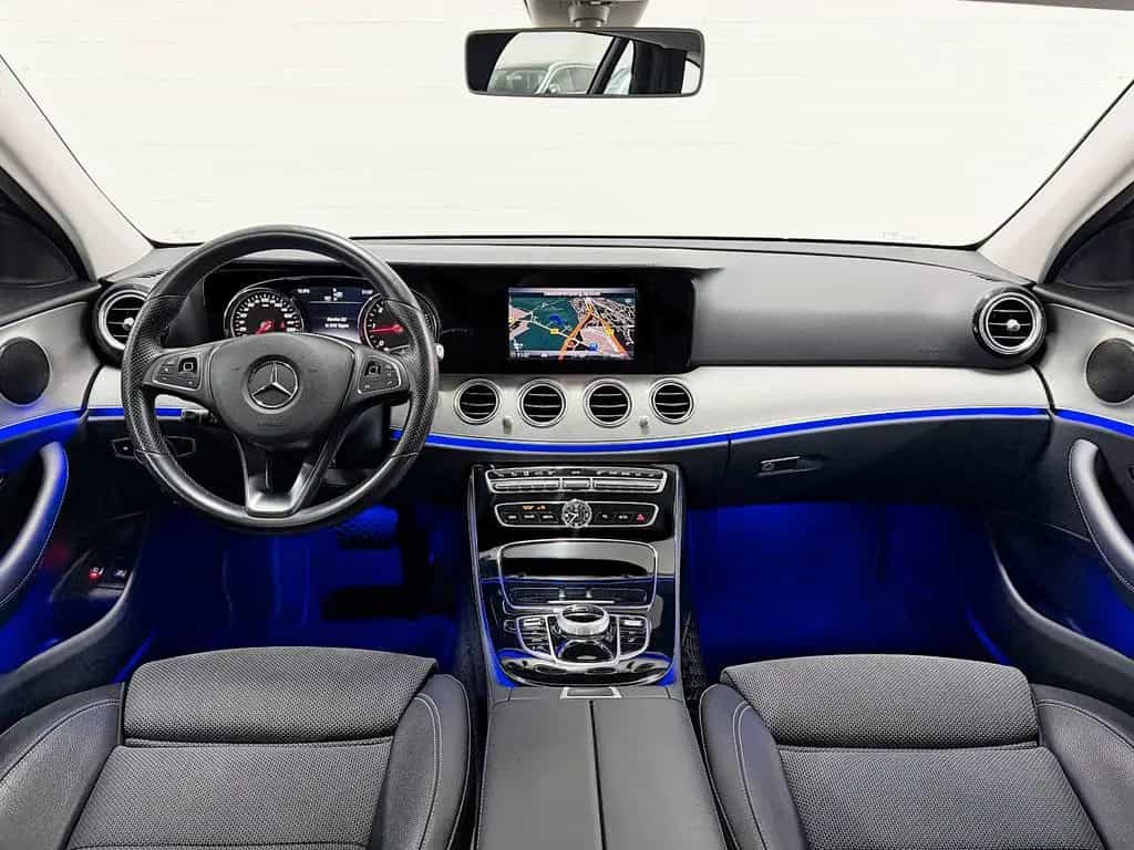 Mercedes-Benz E-Class D T AVANTGARDE *FINANZIERUNG MÖGLICH* 01/2017-photo-8