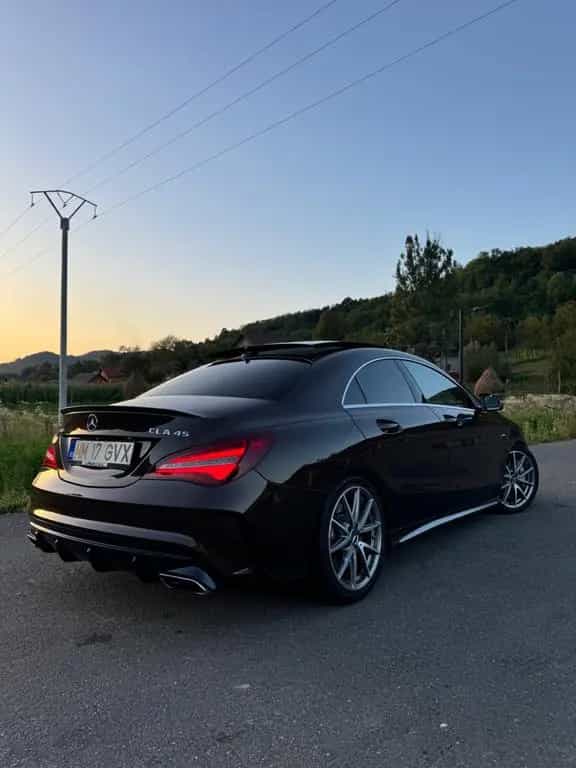 Mercedes-Benz CLA 45 AMG Mercedes-AMG CLA 45 4MATIC DCT Me... 06/2017-photo-2