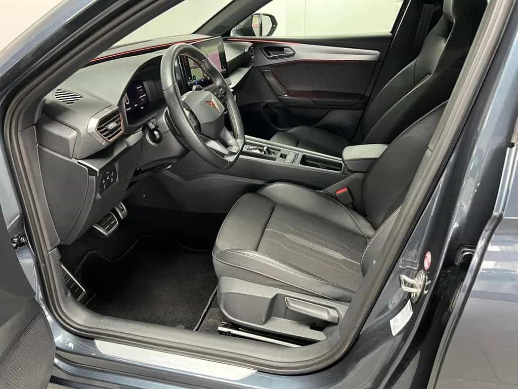 Cupra Leon ST 2.0 TSI VZ AHK ACC Keyless R.Kamera 02/2024-photo-10