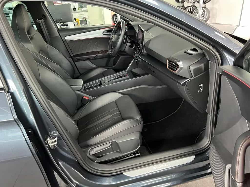 Cupra Leon ST 2.0 TSI VZ AHK ACC Keyless R.Kamera 02/2024-photo-15