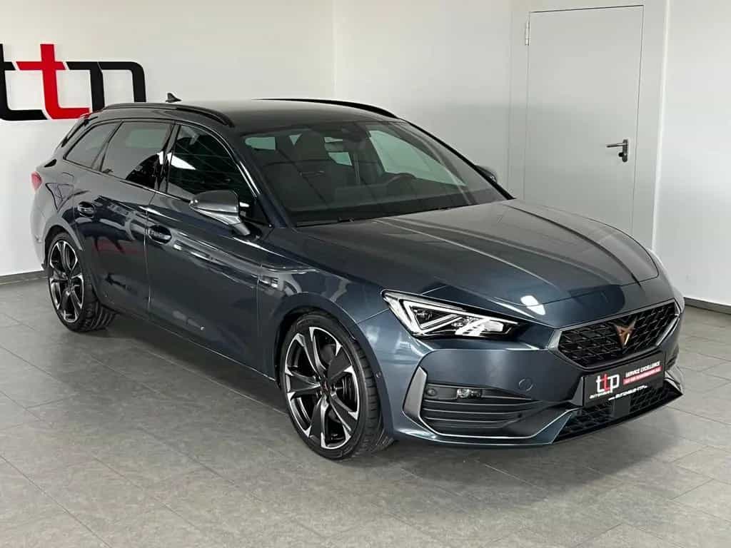 Cupra Leon ST 2.0 TSI VZ AHK ACC Keyless R.Kamera 02/2024-photo-3