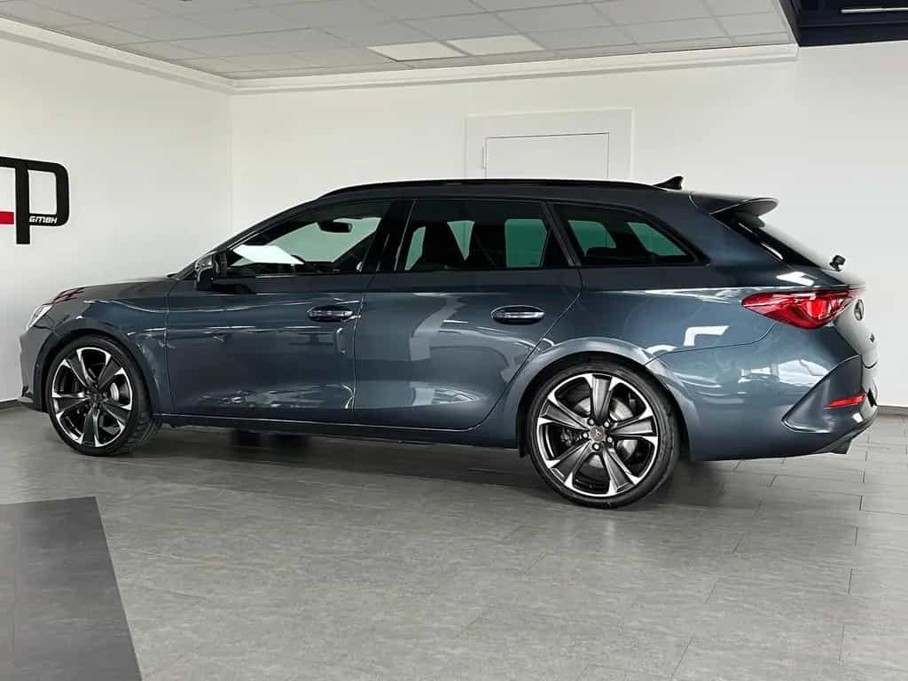 Cupra Leon ST 2.0 TSI VZ AHK ACC Keyless R.Kamera 02/2024-photo-5