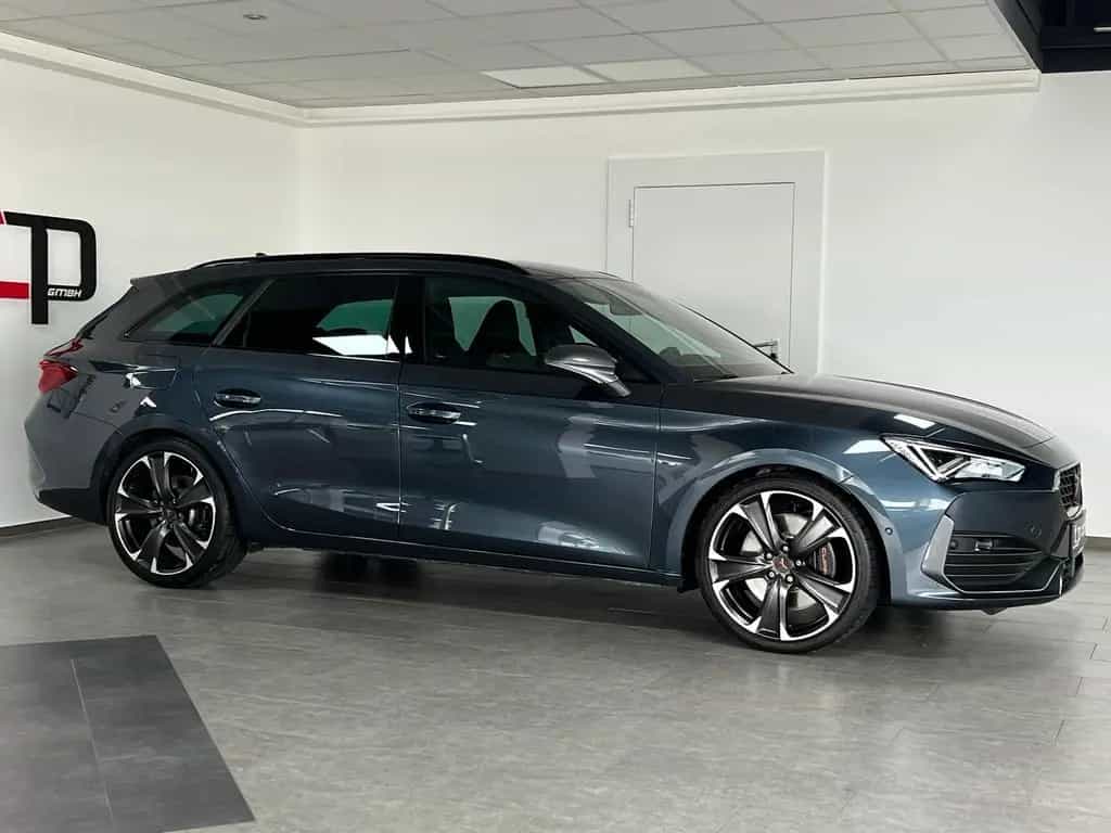 Cupra Leon ST 2.0 TSI VZ AHK ACC Keyless R.Kamera 02/2024-photo-6