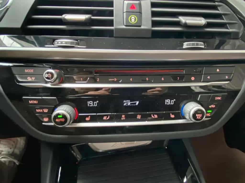 BMW X3 xDrive 30 d xLine 08/2019-photo-12