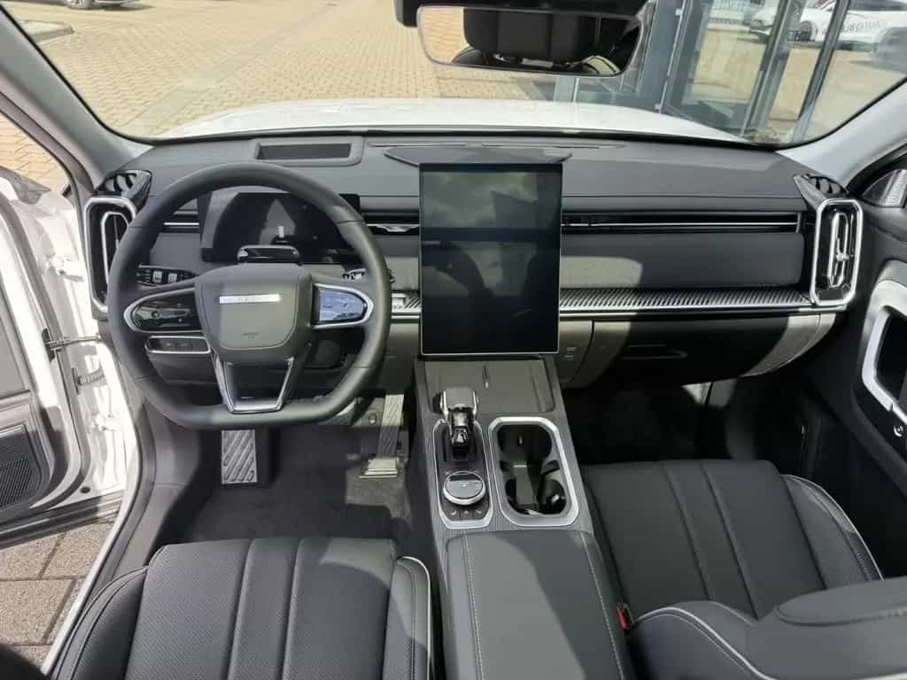 JAECOO 7 J7 EXCLUSIVE 1,6 T-GDI DCT AWD *Leder*360Grad*Pa 09/2025-photo-14