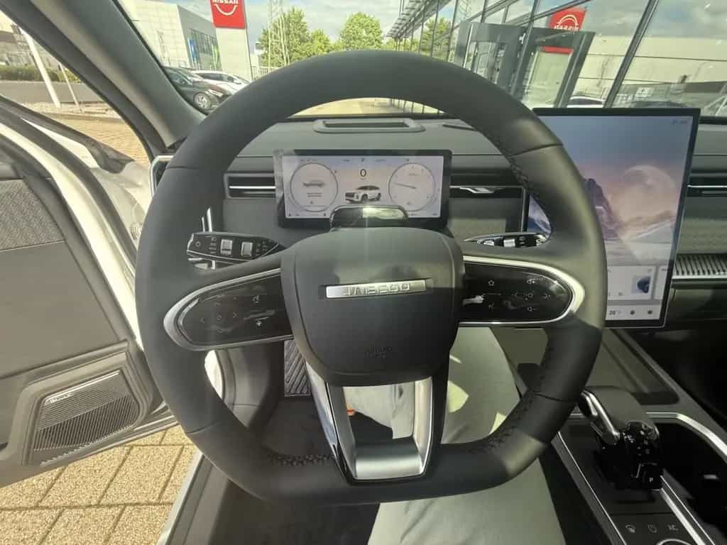 JAECOO 7 J7 EXCLUSIVE 1,6 T-GDI DCT AWD *Leder*360Grad*Pa 09/2025-photo-17