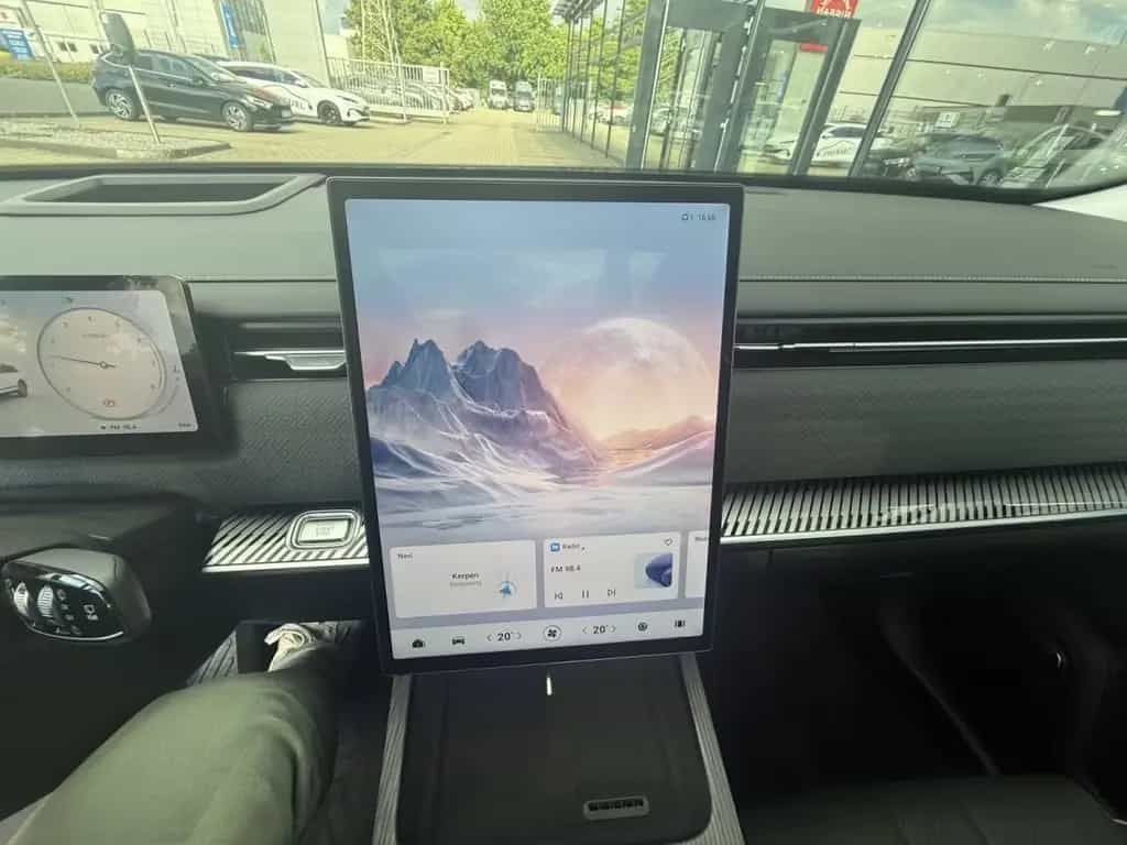JAECOO 7 J7 EXCLUSIVE 1,6 T-GDI DCT AWD *Leder*360Grad*Pa 09/2025-photo-18