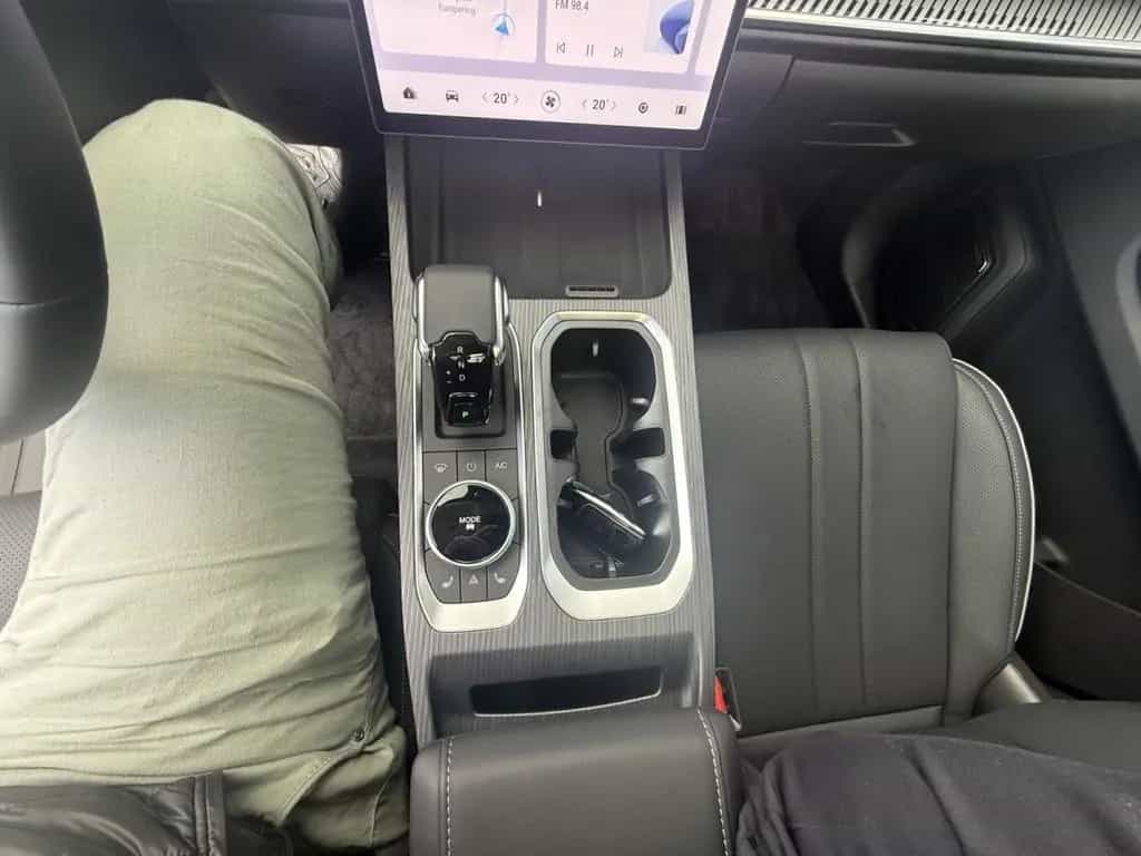 JAECOO 7 J7 EXCLUSIVE 1,6 T-GDI DCT AWD *Leder*360Grad*Pa 09/2025-photo-19