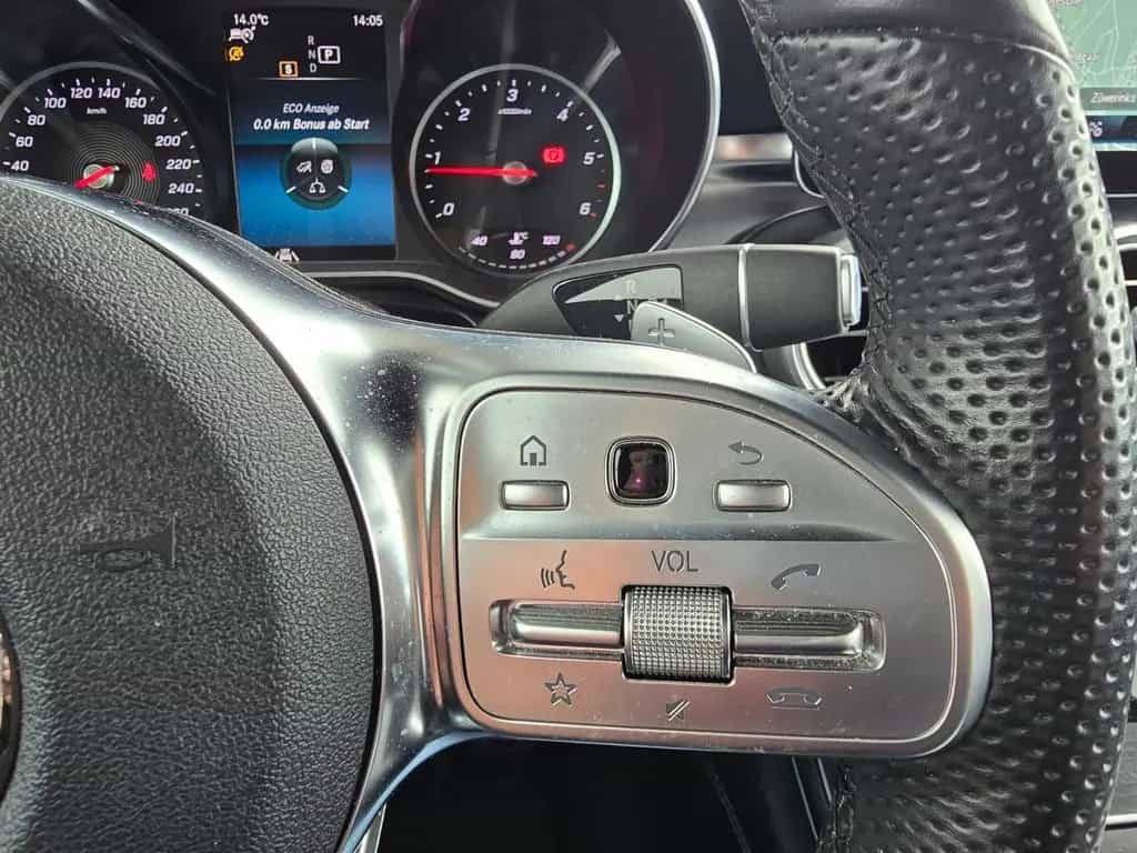 Mercedes-Benz GLC-Class d 4Matic AMG LINE*FACELIFT*AHK,ACC,Night 03/2020-photo-16