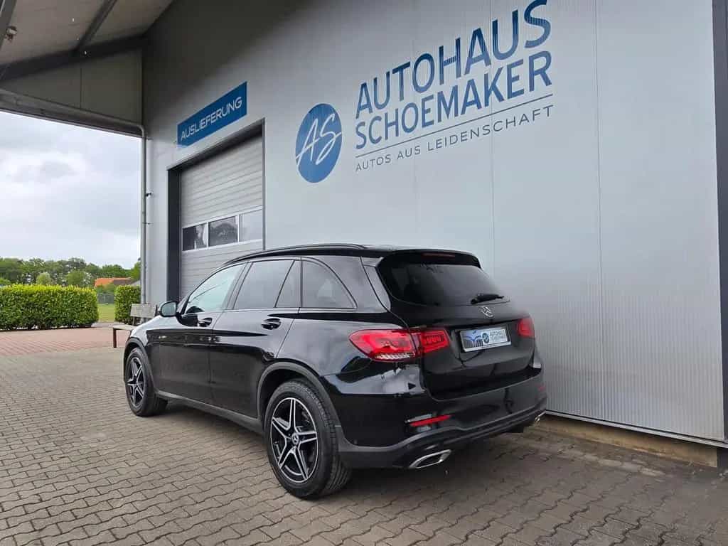 Mercedes-Benz GLC-Class d 4Matic AMG LINE*FACELIFT*AHK,ACC,Night 03/2020-photo-3