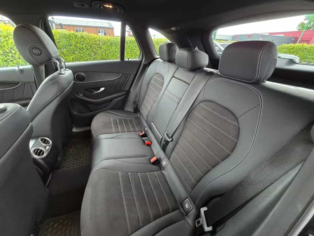 Mercedes-Benz GLC-Class d 4Matic AMG LINE*FACELIFT*AHK,ACC,Night 03/2020-photo-9