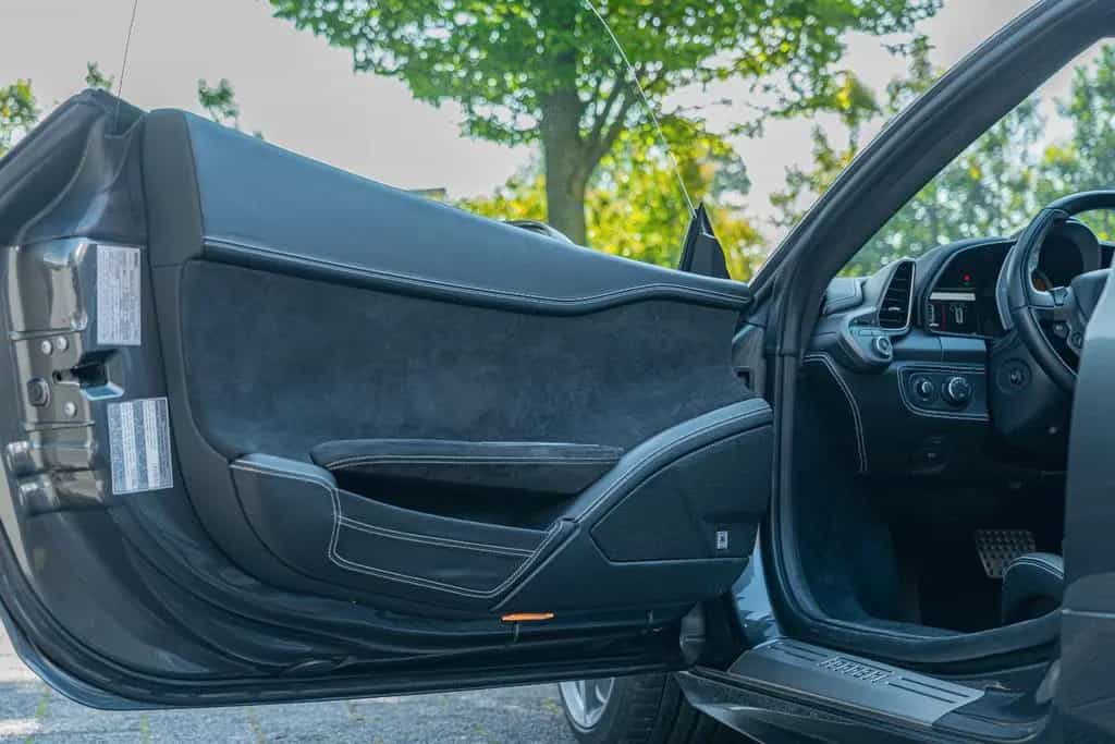 Ferrari 458 Italia *CARBON SEATS*LIFT*AFS*CAMERA*MWST* 10/2011-photo-16