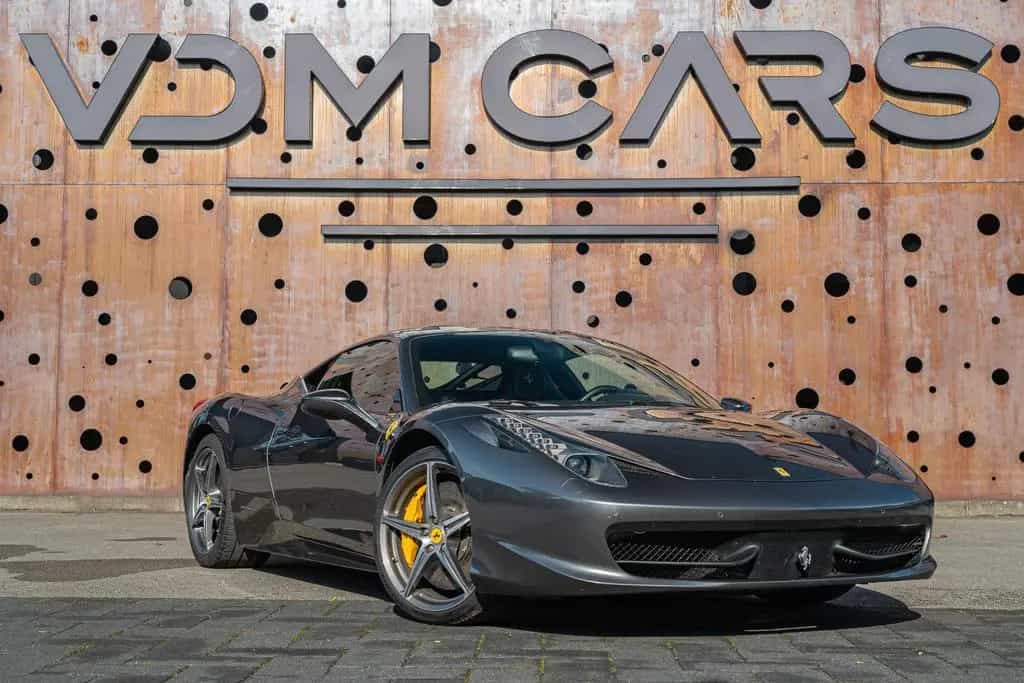 Ferrari 458 Italia *CARBON SEATS*LIFT*AFS*CAMERA*MWST* 10/2011-photo-2