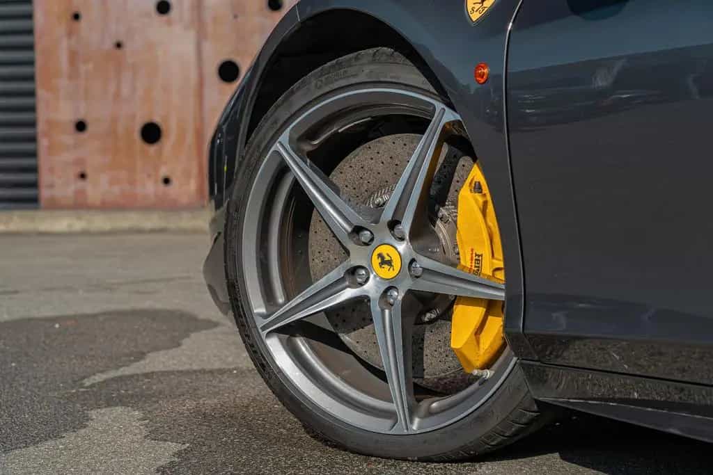 Ferrari 458 Italia *CARBON SEATS*LIFT*AFS*CAMERA*MWST* 10/2011-photo-35