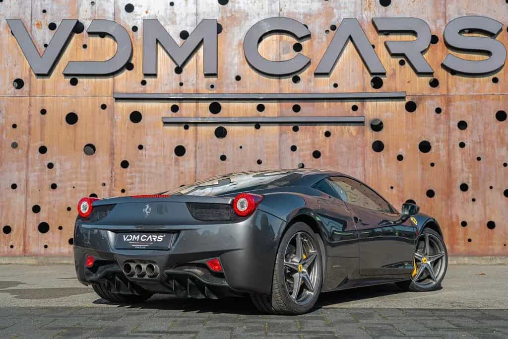 Ferrari 458 Italia *CARBON SEATS*LIFT*AFS*CAMERA*MWST* 10/2011-photo-5