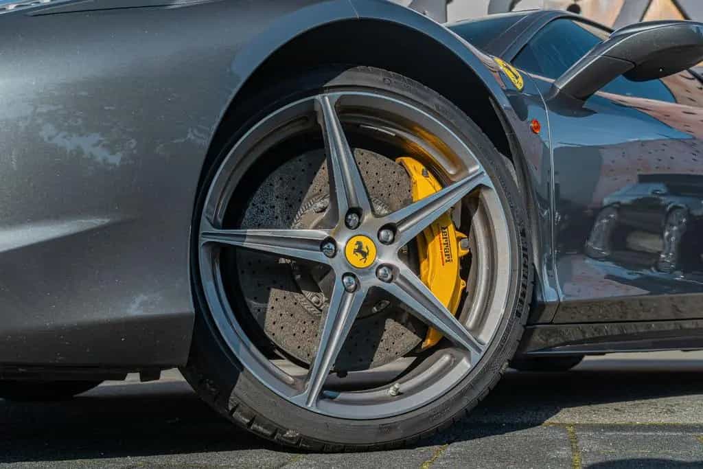 Ferrari 458 Italia *CARBON SEATS*LIFT*AFS*CAMERA*MWST* 10/2011-photo-8