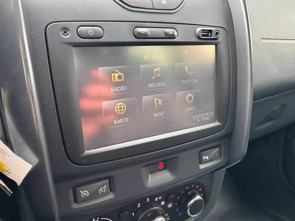 Dacia Duster I Prestige 4x2 *1.HAND*NAVI*KLIMA*TOUCH* 01/2015-photo-36