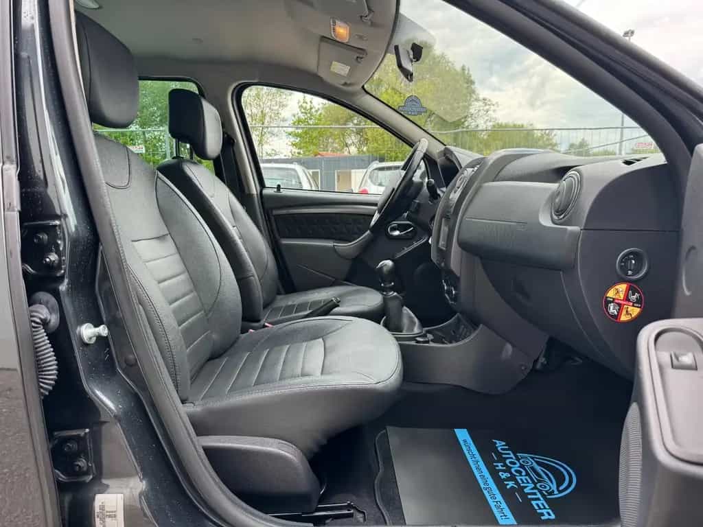 Dacia Duster I Prestige 4x2 *1.HAND*NAVI*KLIMA*TOUCH* 01/2015-photo-40