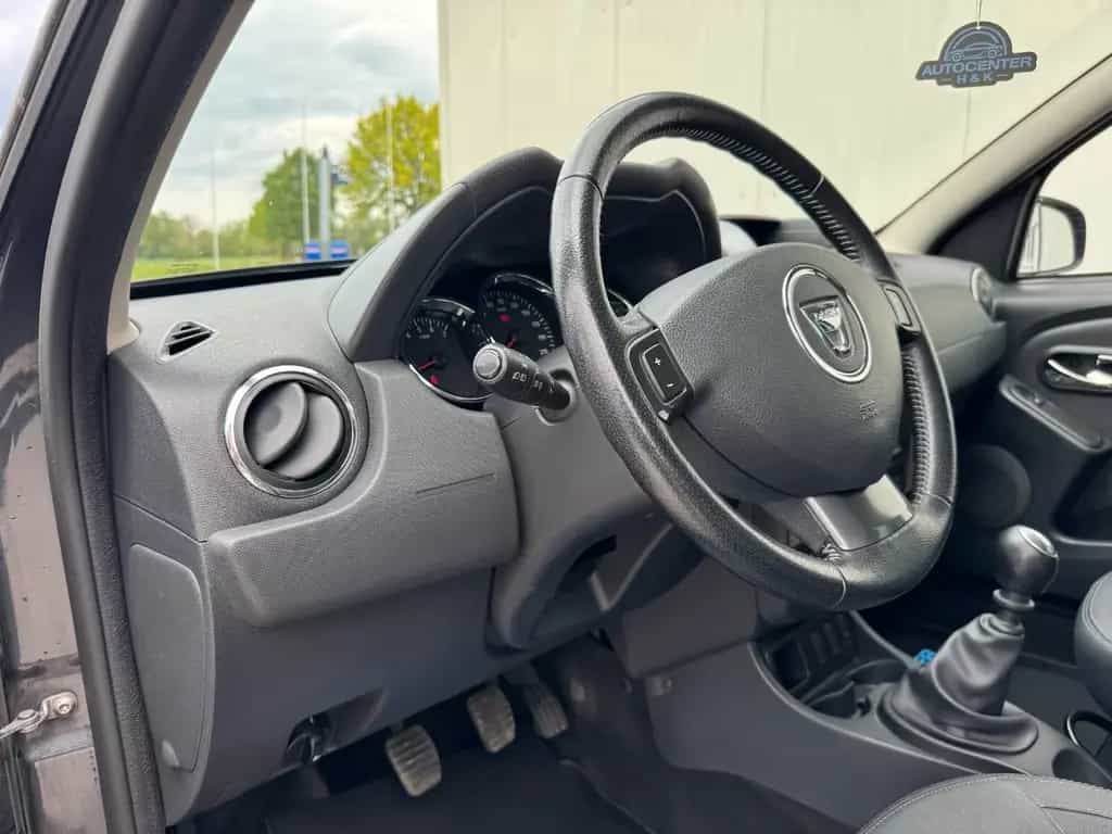 Dacia Duster I Prestige 4x2 *1.HAND*NAVI*KLIMA*TOUCH* 01/2015-photo-47