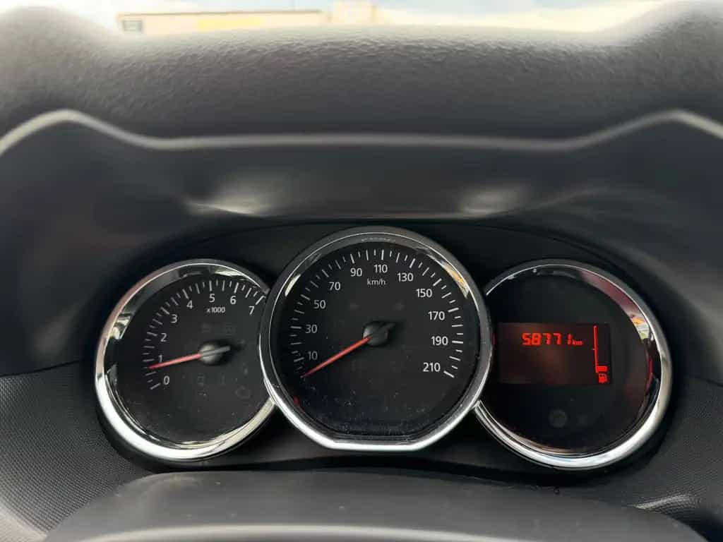 Dacia Duster I Prestige 4x2 *1.HAND*NAVI*KLIMA*TOUCH* 01/2015-photo-8
