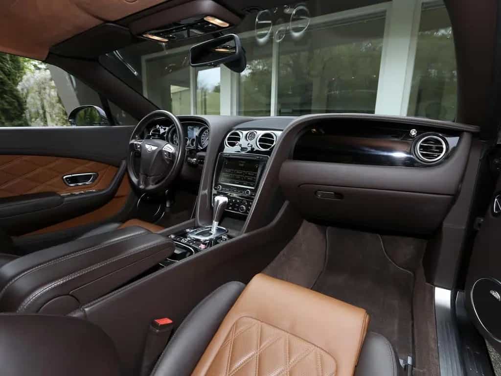 Bentley Continental GTC 4.0 V8 Mulliner 03/2014-photo-1