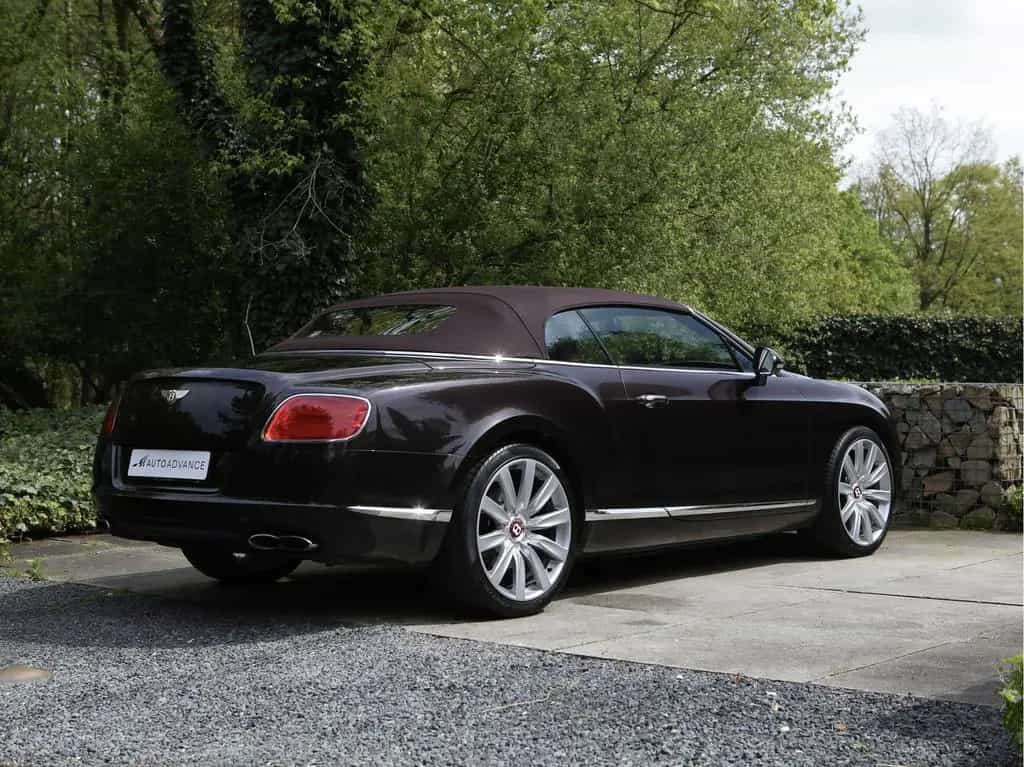 Bentley Continental GTC 4.0 V8 Mulliner 03/2014-photo-11