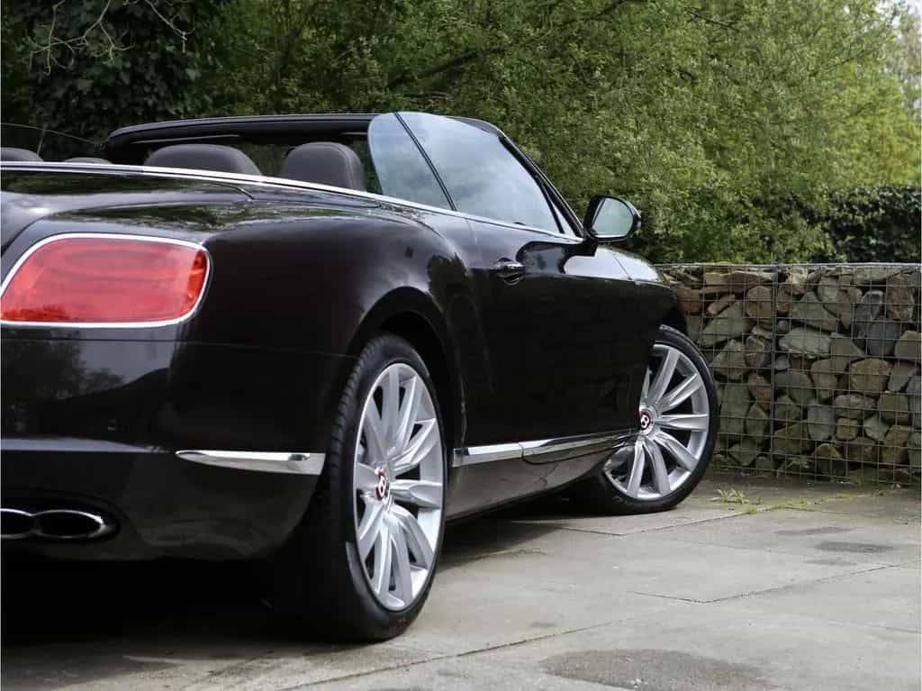 Bentley Continental GTC 4.0 V8 Mulliner 03/2014-photo-15