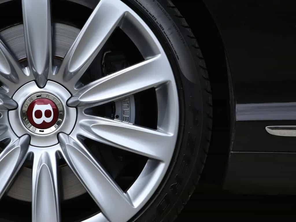 Bentley Continental GTC 4.0 V8 Mulliner 03/2014-photo-23