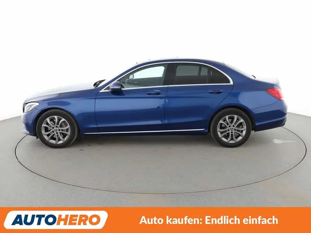 Mercedes-Benz C 250 Avantgarde Aut.*CAM*NAVI*LED*PANO*PDC*SHZ* 12/2017-photo-2